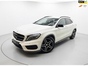 Mercedes-Benz GLA-Klasse - 200 AMG NIGHT PDC LEER NAVI NAP