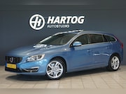 Volvo V60 - 2.4 D6 AWD Plug-In Hybrid Summum *EERSTE EIGENAAR* + DEALER