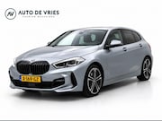 BMW 1-serie - 118i Automaat M Sport | Sportstoelen | Carplay | 18" LMV | T