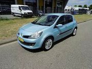 Renault Clio - 1.4-16V Rip Curl