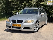 BMW 3-serie - 318i High Executive | Cruise control + Nwe APK Nu € 2.450,