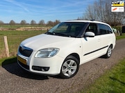 Skoda Fabia - 1.2-12V Tour NW Distributie