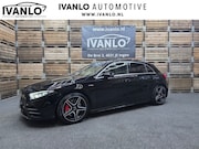 Mercedes-Benz A-klasse - 35 4MATIC Premium Pano Sfeer Camera Navi LM Trekhaak