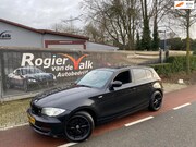 BMW 1-serie - 118i Zwart. Business Line AIRCO