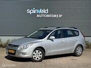 Hyundai i30 - CW 1.6i Dynamic - Navi - Trekhaak - Parksensor