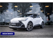 Toyota C-HR - 1.8 Hybrid 140 Executive ** Panodak ** Trekhaak ** Bi-tone *