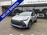 Toyota C-HR - 2.0 Plug-in Hybrid 220 Dynamic Toyota navigatie / Apple Carp