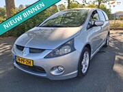 Mitsubishi Grandis - 2.4-16V Intense RUIMTE VOOR 7 PRS DAS FIJN