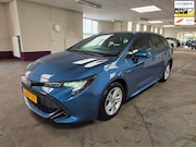 Toyota Corolla - 1.8 Hybrid Business