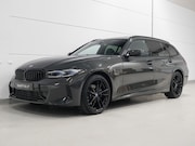 BMW 3-serie - Touring 330e M-Sport | Panoramadak | 19"