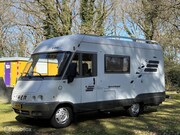 Hymer Compact - E 510 2.5 TDi 590 M | 5 zits -3 slaapplaatsen | Airco | Crui