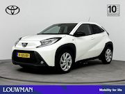 Toyota Aygo X - 1.0 VVT-i MT First | Climate Control | Parkeercamera | Apple