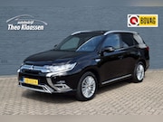 Mitsubishi Outlander - 2.4 PHEV Intense+ Afneembare trekhaak, Schuifdak, Apple carp