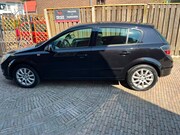 Opel Astra - 1.6 Temptation
