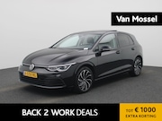 Volkswagen Golf - 1.5 eTSI R-Line ADAPTIVE CRUISECONTROL | NAVI FULL MAP | VIR