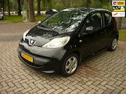 Peugeot 107 - 1.0-12V XS