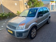 Ford Fusion - 1.4-16V Champion