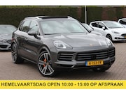Porsche Cayenne - 3.0 E-Hybrid / Trekhaak / Panoramadak / Camera / Luchtvering
