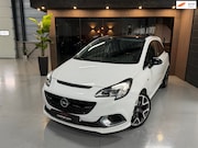 Opel Corsa - 1.6 Turbo OPC 207PK RECARO/CAMERA/LEER/LANE/APK