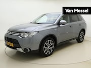 Mitsubishi Outlander - 2.0 PHEV Executive Edition X-Line | Navigatie | Climate Cont