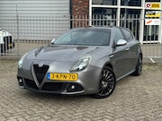 Alfa Romeo Giulietta - 1.4 T Business Executive-Sportiva +Xenon+Leder+18"Lmv+Naviga