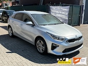 Kia Ceed - 1.6 CRDi DynamicL. / KABELBOOM STUK / KOOPJE