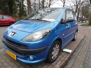 Peugeot 1007 - 1.6 16V SPORTY 2-TRONIC