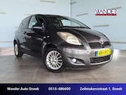 Toyota Yaris - 1.3 VVTi Dynamic /Radio/CD/LMV 15 inch