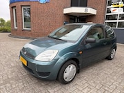 Ford Fiesta - 1.25-16V Ambiente /bj.2003 / trekhaak / APK tot 07/2027 / NA