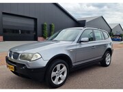 BMW X3 - 2.0i Introduction 4WD PSENSOR NAVI CRUISE TREKHAAK