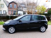 Renault Scénic - 1.2 TCe 116pk Clima Cruise LED PDC Trekhaak 1500kg. Xenon