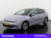 Volkswagen Golf - 1.0 eTSI Move DSG | Schuifdak | Camera | Zondag Open!