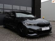BMW 3-serie - 330i High Executive|M340 Body Kit| Laser| CarPlay | HUD| 360