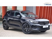 Volvo XC40 - T4 Recharge Black Edition| Stoelverwarming | Trekhaak | Park