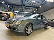 Mercedes-Benz E-klasse - 200 K. Elegance/Dealer onderhouden/Apk nieuw bij aflevering
