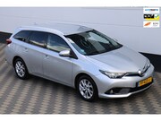Toyota Auris - Touring Sports 1.2T Navi Camera ECC PDC NAP