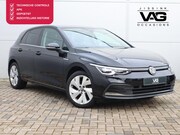 Volkswagen Golf - 1.5 TSI Style Alcantara CarPlay LED PDC Acc