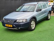 Volvo XC70 - Cross Country 2.4 T Comfort Line LEDER AUTOMAAT