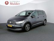 Volkswagen Touran - 1.5 TSI Highline Business R 7p | Led | ACC | Alcantara | Car