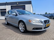 Volvo V70 - 2.4 D5 Automaat/Leer/185Pk
