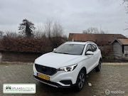 MG MG ZS - EV Luxury 45 kWh | Pano | Fabrieksgarantie tot 12-2026