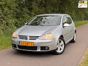 Volkswagen Golf - 1.4 TSI Trendline | Airco + Navi Nu € 2.950,