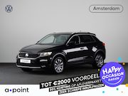 Volkswagen T-Roc - 1.5 TSI Style Business 150 PK | Automaat (DSG) | Navigatie |