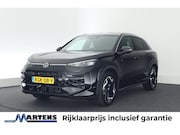Volkswagen T-Roc - 1.5 eTsi 150pk DSG R-Line First Edition Trekhaak Camera Keyl