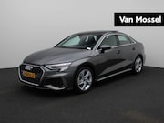 Audi A3 - Limousine 30 TFSI S edition 110 PK | Automaat | S-line | Pan
