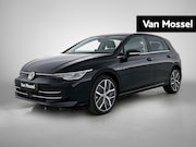 Volkswagen Golf - 1.5 eHybrid Style Edition 204 PK Plug-in Hybrid | Trekhaak |