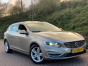 Volvo V60 - 2.4 D5 Twin Engine Special Edition AUT LEDER NAVI SCHUIFDAK