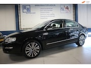 Volkswagen Passat - 3.2 V6 Highline 4M / VOL / NAP KM STAND / TOP DEAL