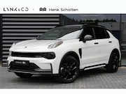 Lynk & Co 01 - 1.5 More | Trekhaak | 360 Graden camera | Actieve LED Koplam