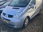 Renault Trafic - 2.5 dCi L1H1 AIRCO MOTOR DEFEKT